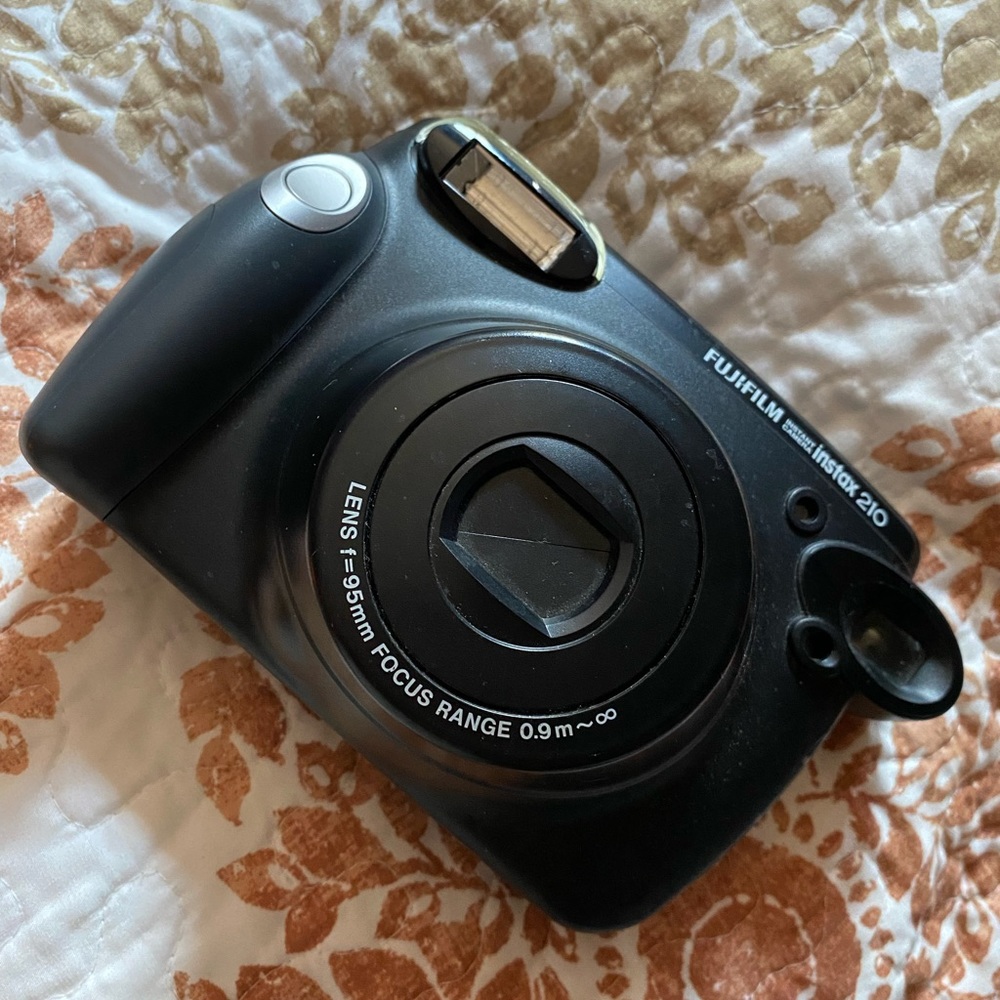 Fujifilm Instax 210 camera